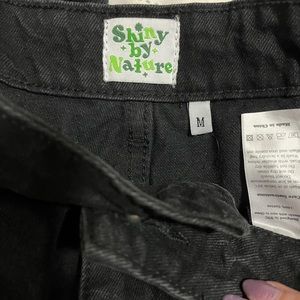 Shiny By Nature Solving The Jeans Problem black jeans